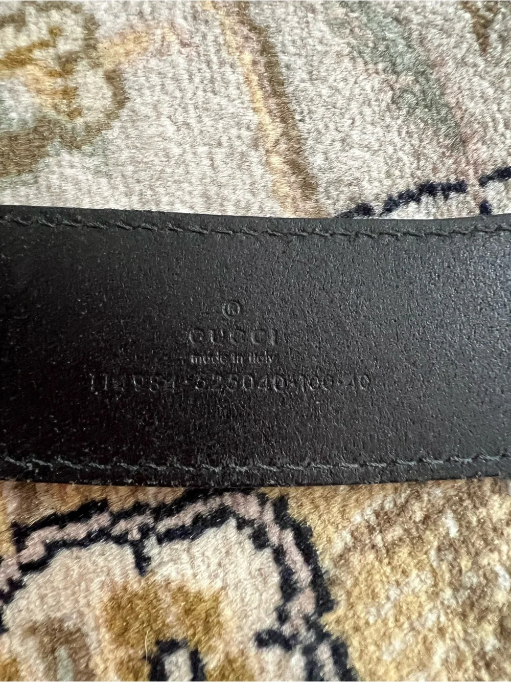 Gucci size 40 Black Leather Belt with Silver Interlocking GG Buckle used